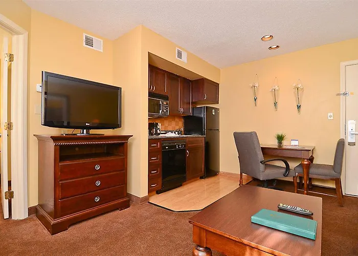 Homewood By Hilton Chicago - 3* Schaumburg