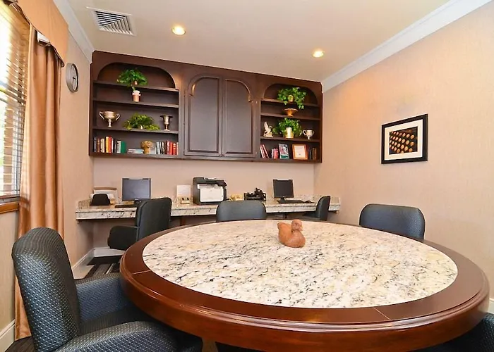 Homewood By Hilton Chicago -